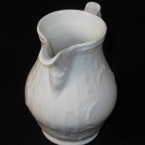Creamer, Rosenthal Germany Classic Rose collection - Picture 2 of 5